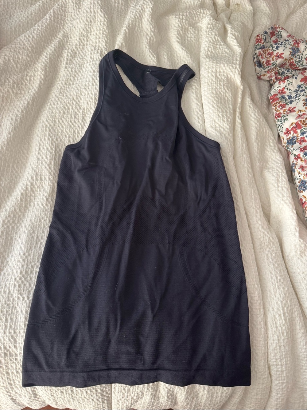 Lululemon swiftly T back